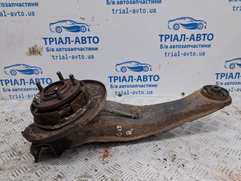 Рычаг задней подвески продольный правый Outlander 2003-2006 cu 2.4 бензин 4G69