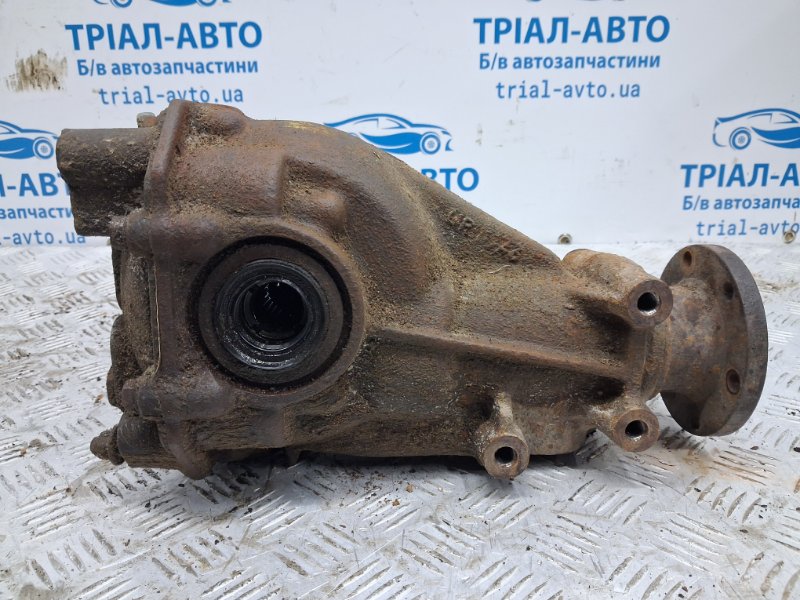 Редуктор задний Outlander 2003-2006 cu 2.4 бензин 4G69