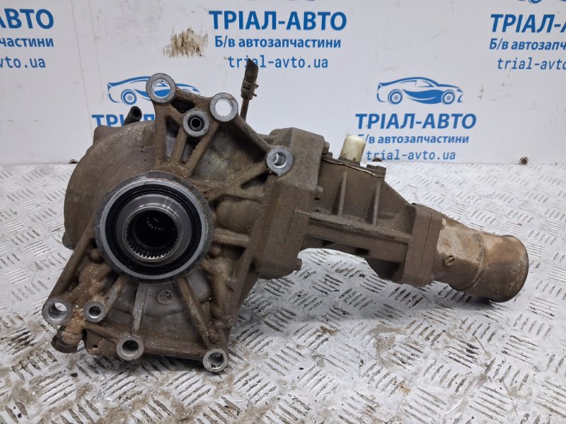 Раздаточная коробка Outlander 2003-2006 cu 2.4 бензин 4G69