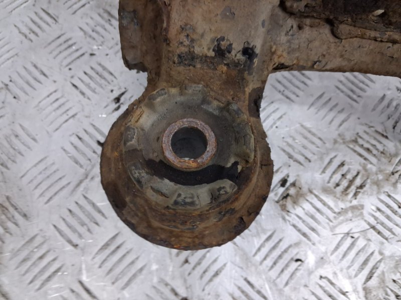 Балка задней подвески Korando 2010-2019 C200 2.0 diesel D20Dt