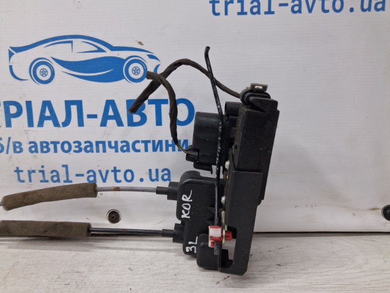 Замок двери задний левый Korando 2010-2019 C200 2.0 diesel D20Dt
