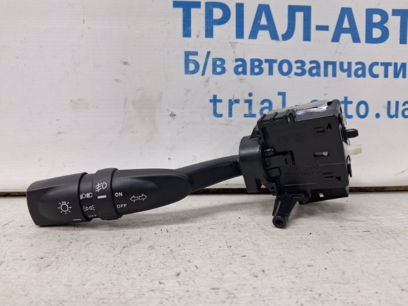 Переключатель подрулевой левый(поворотники) SsangYong Korando 2010-2019 C200 2.0 diesel D20Dt 202008886 Б/У