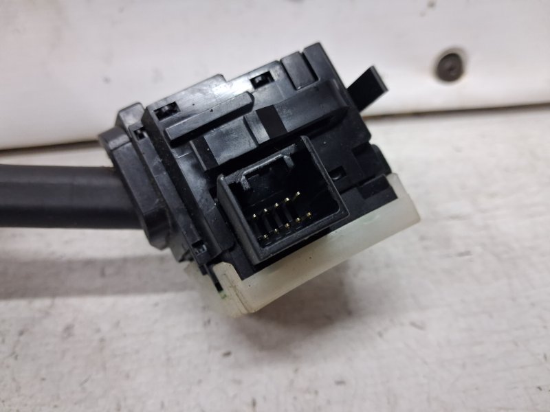 Переключатель подрулевой левый(поворотники) Pajero Wagon 1999-2006 3 3.2 Дизель 4M41