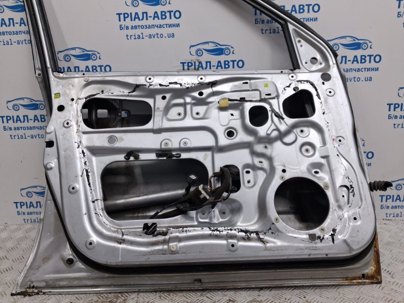 Дверь передняя левая Outlander 2003-2006 cu 2.4 бензин 4G69