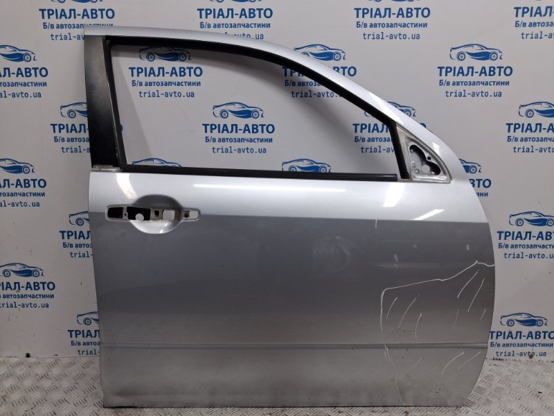 Дверь передняя правая Outlander 2003-2006 cu 2.4 бензин 4G69