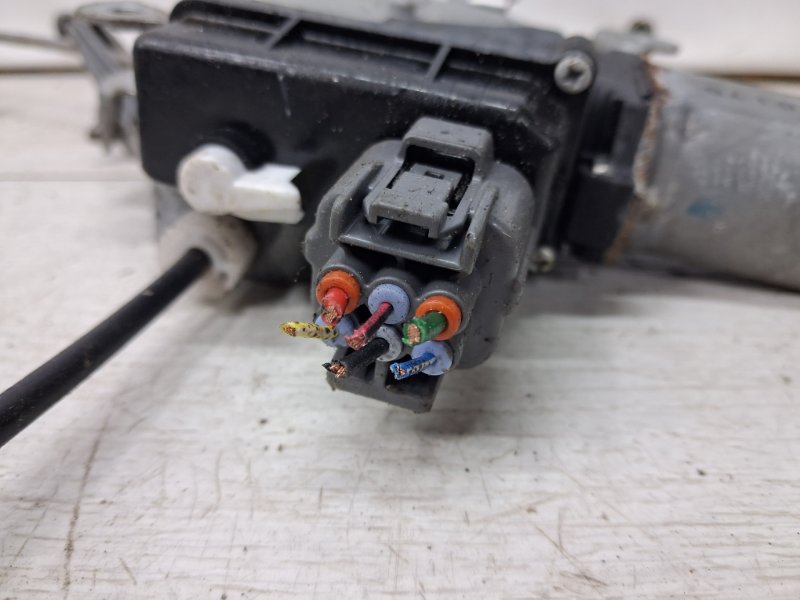 Стеклоподъемник задний левый Mitsubishi Outlander cu 2.4 бензин 4G69 Стеклоподъемник задний левый Mitsubishi Outlander cu 2.4 бензин 4G69