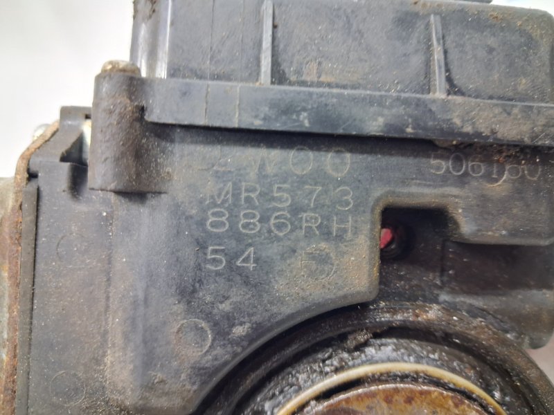 Стеклоподъемник передний правый Outlander 2003-2006 cu 2.4 бензин 4G69 Стеклоподъемник передний правый Outlander 2003-2006 cu 2.4 бензин 4G69