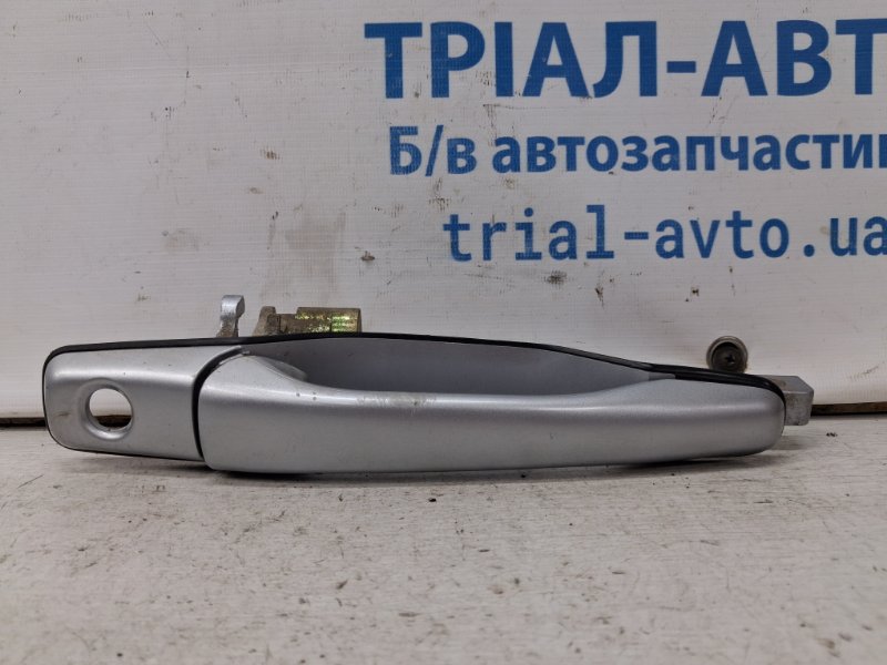 Ручка двери внешняя передняя правая Mitsubishi Outlander 2003-2006 cu 2.4 бензин 4G69 MR646803 Б/У