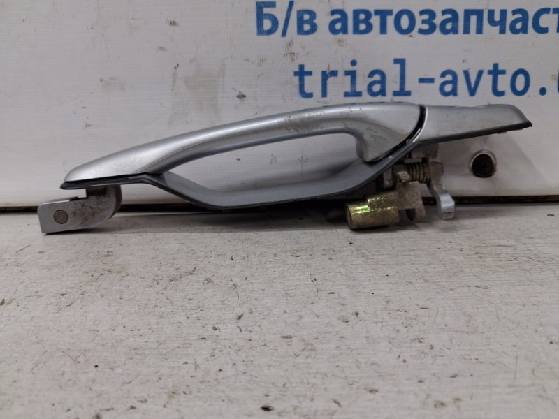 Ручка двери внешняя передняя правая Outlander 2003-2006 cu 2.4 бензин 4G69