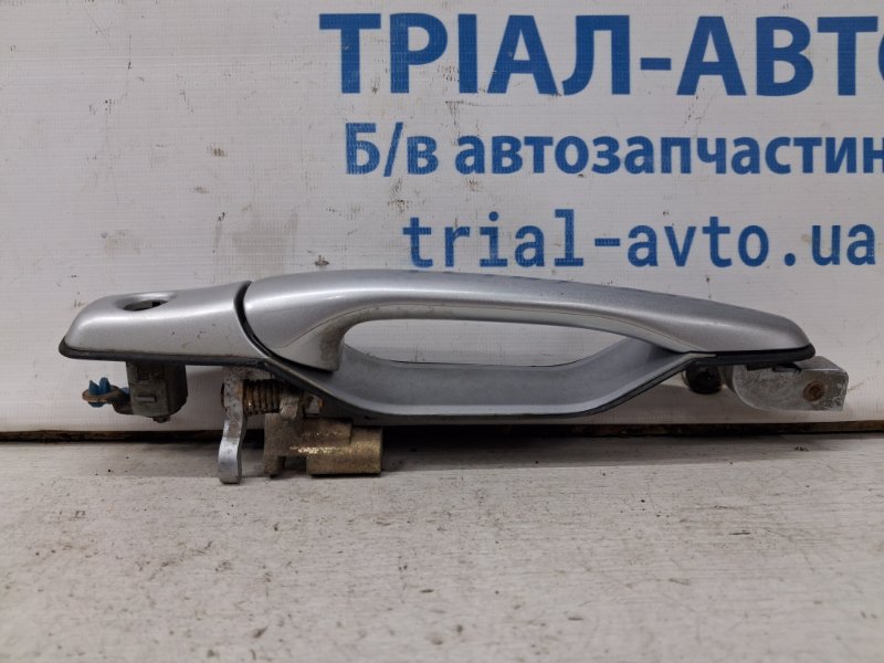 Ручка двери внешняя передняя левая Outlander 2003-2006 cu 2.4 бензин 4G69 Ручка двери внешняя передняя левая Outlander 2003-2006 cu 2.4 бензин 4G69