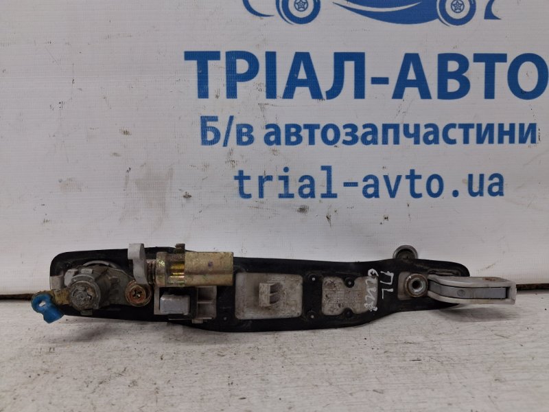 Ручка двери внешняя передняя левая Mitsubishi Outlander cu 2.4 бензин 4G69 Ручка двери внешняя передняя левая Mitsubishi Outlander cu 2.4 бензин 4G69