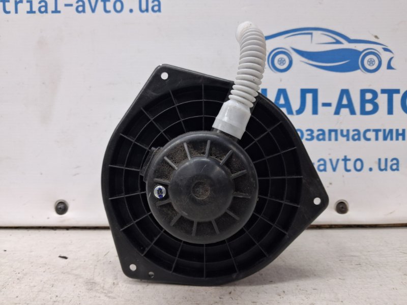 Моторчик печки Mitsubishi Outlander XL 2.4 бензин 4b12