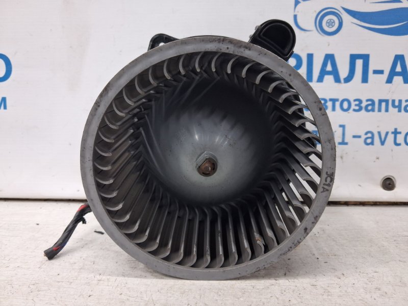 Моторчик печки Santa fe 2012-2019 DM 2.2 diesel D4HB