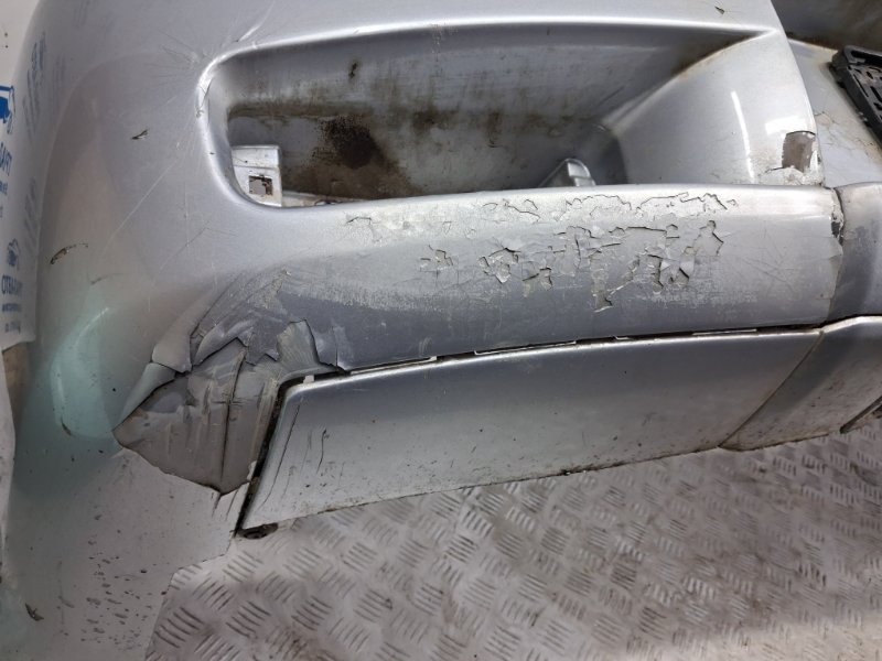 Бампер задний Outlander 2003-2006 cu 2.4 бензин 4G69 Бампер задний Outlander 2003-2006 cu 2.4 бензин 4G69