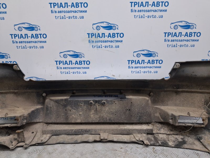 Бампер задний Outlander 2003-2006 cu 2.4 бензин 4G69 Бампер задний Outlander 2003-2006 cu 2.4 бензин 4G69