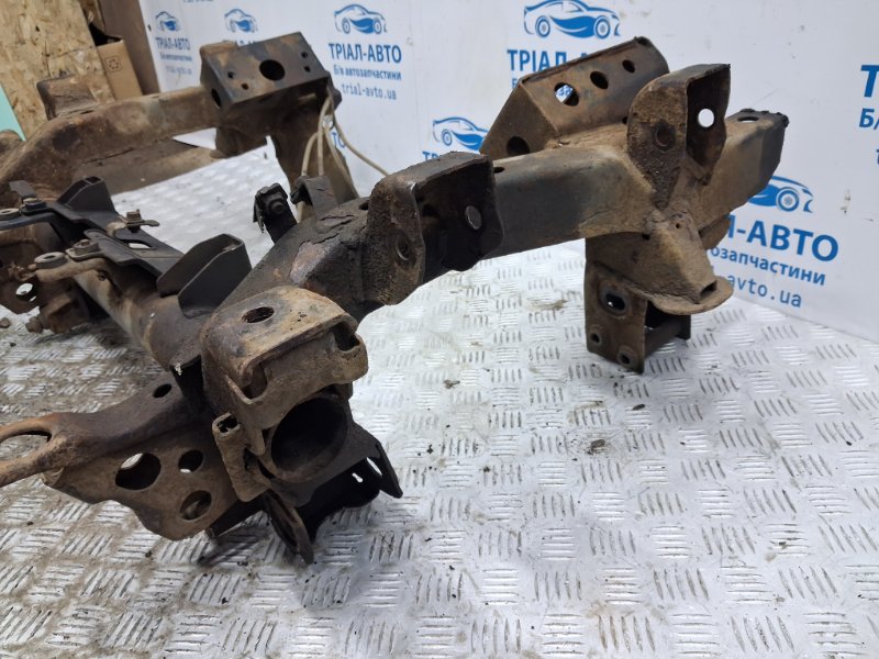 Балка передней подвески Mitsubishi Pajero Wagon 3 3.2 Дизель 4M41