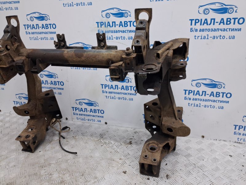 Балка передней подвески Pajero Wagon 1999-2006 3 3.2 Дизель 4M41