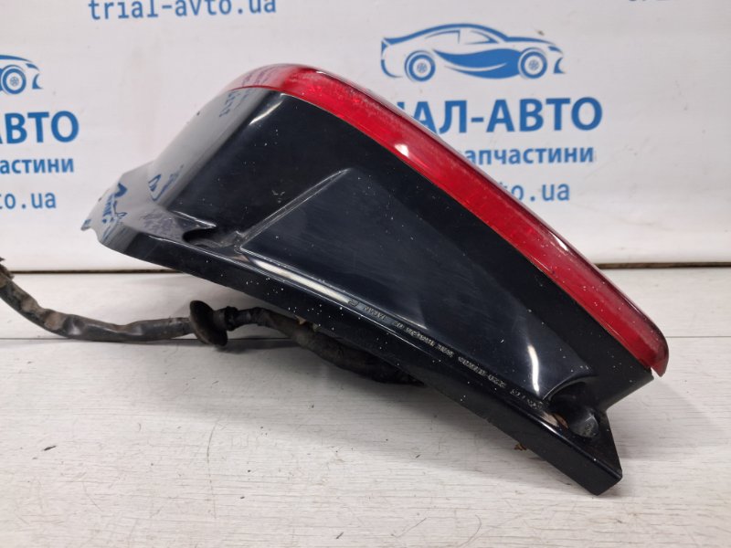 Фонарь задний внешний правый Outlander 2003-2006 cu 2.4 бензин 4G69