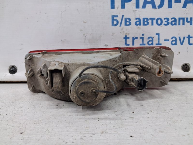 Катафот левый Outlander 2003-2006 cu 2.4 бензин 4G69