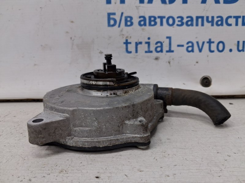 Насос вакуумный Korando 2010-2019 C200 2.0 diesel D20Dt