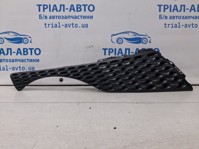 Решетка переднего бампера правая Nissan Juke 2010-2019 F15 1.6 turbo MR16DDT 620741KA6A Б/У