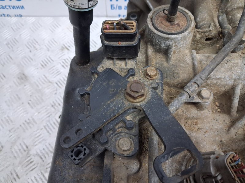 Коробка передач АКПП Outlander 2003-2006 cu 2.4 бензин 4G69