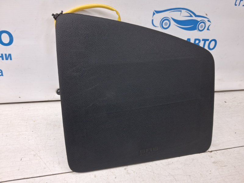 Подушка безопасности в торпеду Outlander 2003-2006 cu 2.4 бензин 4G69