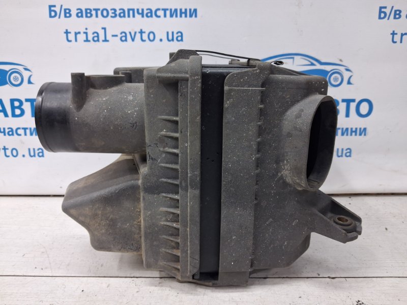 Запчасть корпус воздушного фильтра Mitsubishi Outlander 2003-2006 cu 2.4 бензин 4G69 MR258242 Б/У Корпус воздушного фильтра Mitsubishi Outlander 2003-2006 cu 2.4 бензин 4G69 MR258242 Б/У
