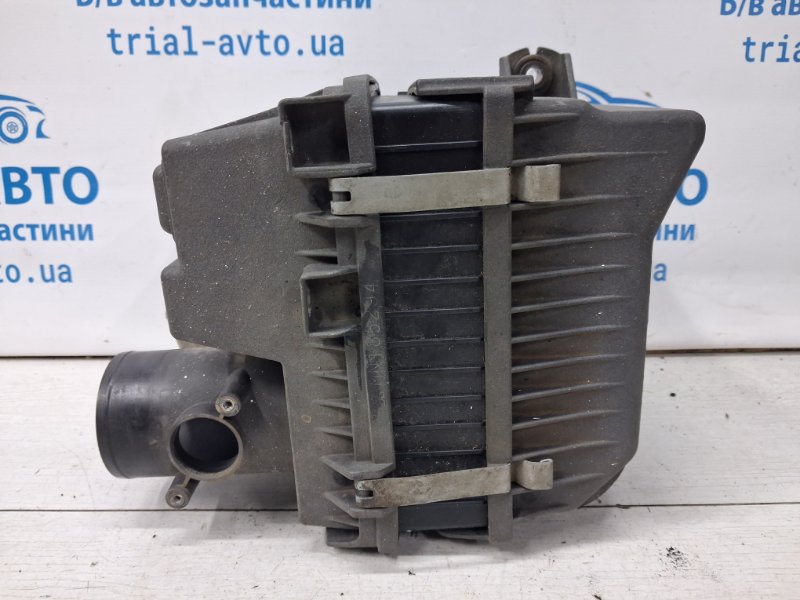 Корпус воздушного фильтра Outlander 2003-2006 cu 2.4 бензин 4G69 Корпус воздушного фильтра Outlander 2003-2006 cu 2.4 бензин 4G69