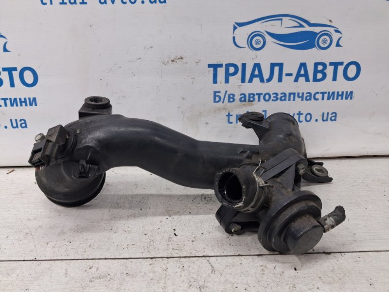 Патрубок интеркулера Juke 2010-2019 F15 1.6 turbo MR16DDT
