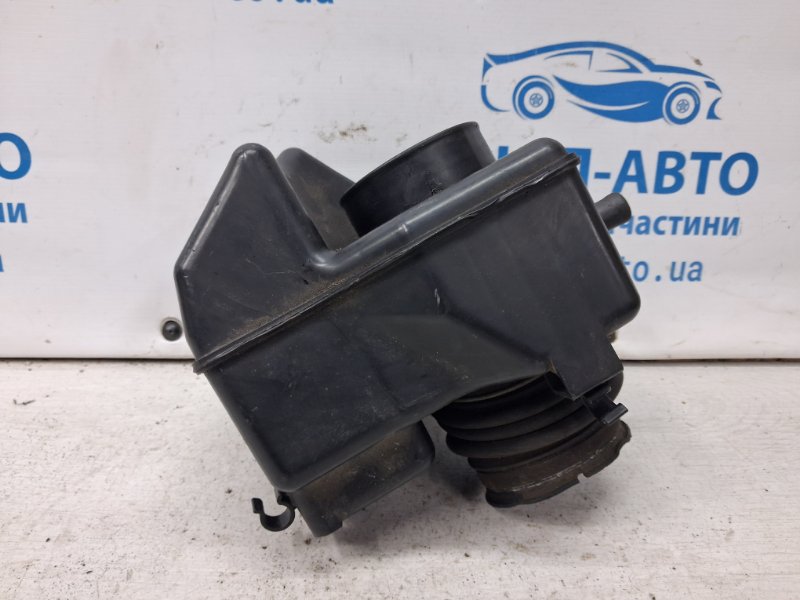 Резонатор воздушного фильтра Camry 2001-2006 XV30 3.0 Бензин 1MZFE