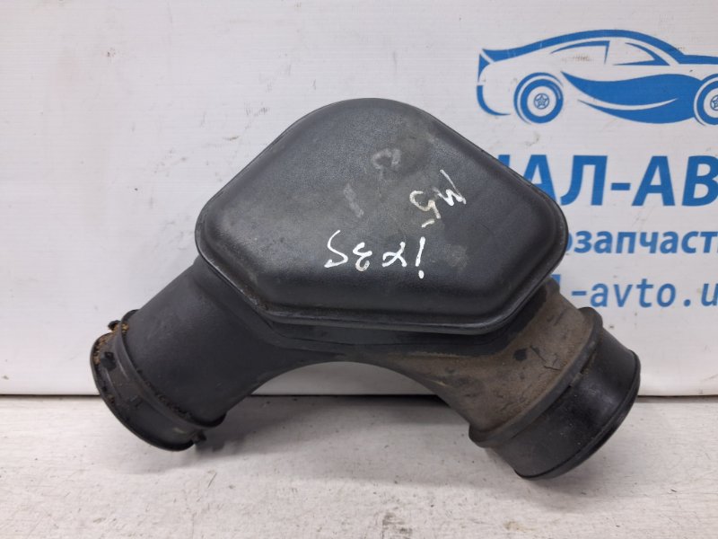 Воздуховод Hyundai IX35 2009-2015 LM 1.7 diesel D4FD 281382Y310 Б/У