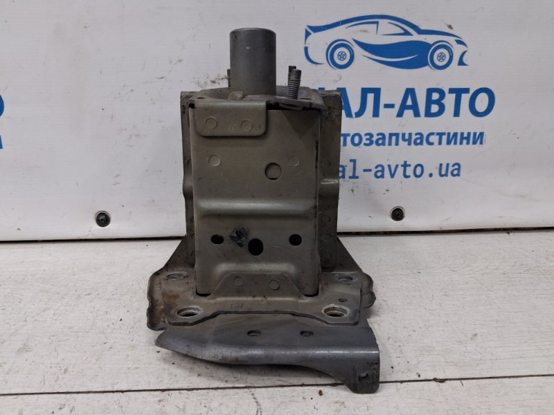 Кронштейн усилителя переднего бампера левый Nissan Juke 2010-2019 F15 1.6 turbo MR16DDT G51151KEMA Б/У