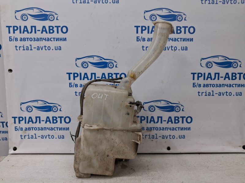 Бачок омывателя Mitsubishi Outlander 2003-2006 cu 2.4 бензин 4G69 MN159292 Б/У