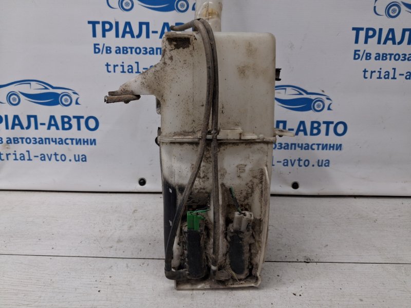 Бачок омывателя Outlander 2003-2006 cu 2.4 бензин 4G69