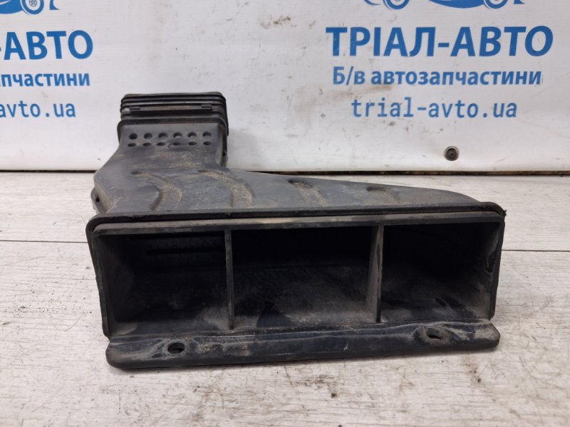 Воздухозаборник Santa fe 2012-2019 DM 2.2 diesel D4HB Воздухозаборник Santa fe 2012-2019 DM 2.2 diesel D4HB