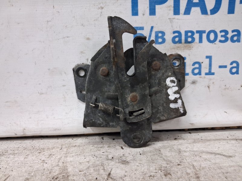 Замок капота Mitsubishi Outlander 2003-2006 cu 2.4 бензин 4G69 MR970984 Б/У