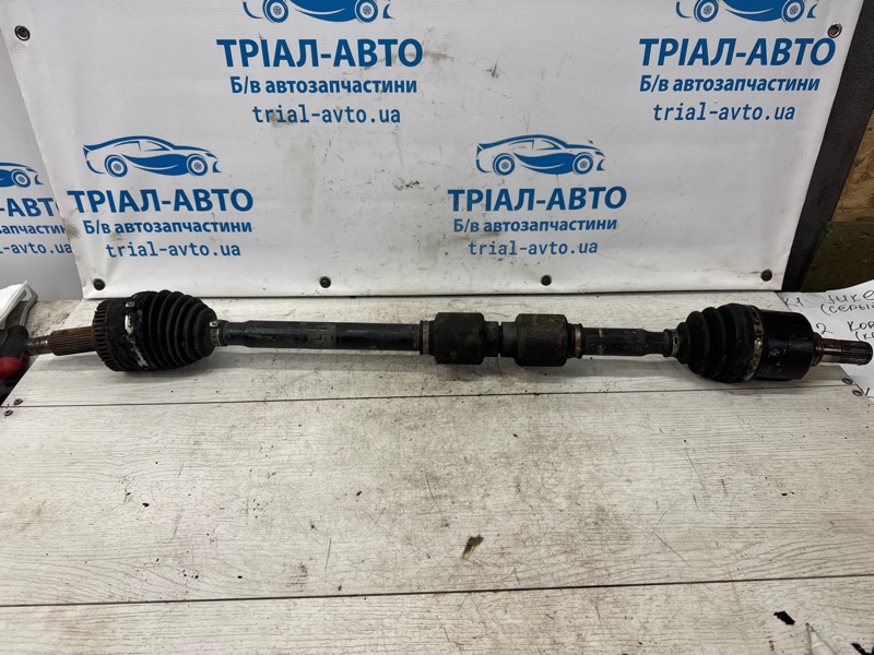 Привод передний правый МКПП Hyundai IX35 2009-2015 LM 1.7 diesel D4FD 495012Y930 Б/У