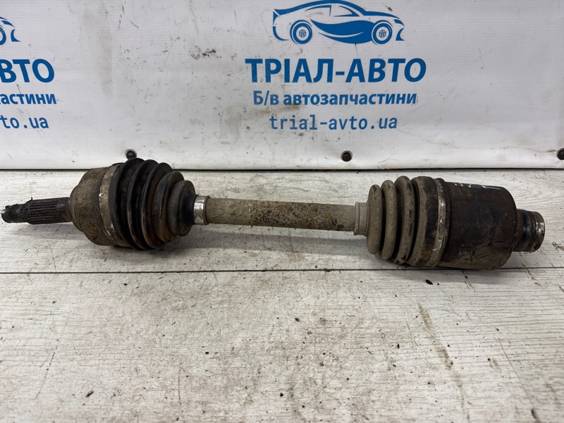 Привод передний правый АКПП Kia Sorento 2002-2011 BL 2.5 diesel D4CB 495003E201 Б/У