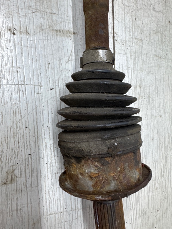 Привод задний правый Outlander 2007-2012 XL 2.4 бензин 4b12