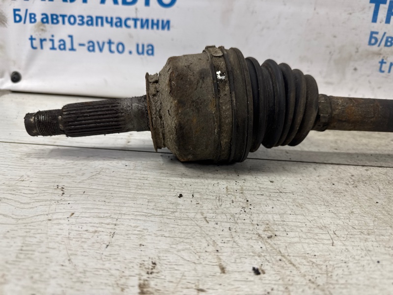 Привод передний левый АКПП Sorento 2002-2011 BL 2.5 diesel D4CB