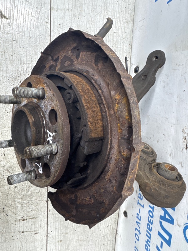 Цапфа задняя правая со ступицей IX35 2009-2015 LM 1.7 diesel D4FD