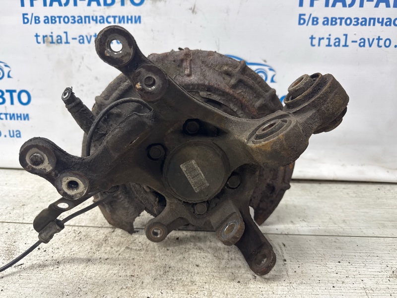 Цапфа задняя левая со ступицей Hyundai IX35 2009-2015 LM 1.7 diesel D4FD Б/У