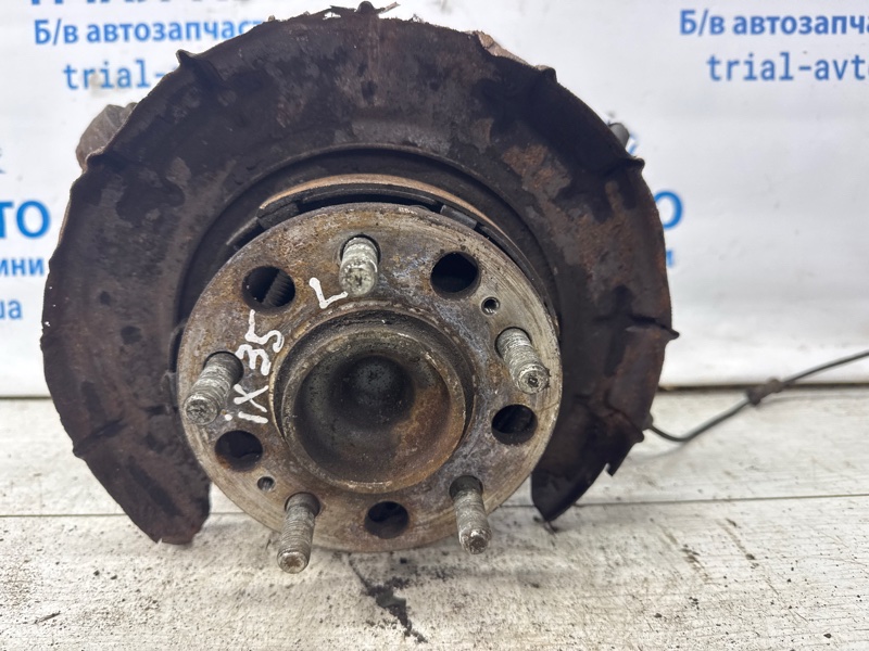 Цапфа задняя левая со ступицей IX35 2009-2015 LM 1.7 diesel D4FD