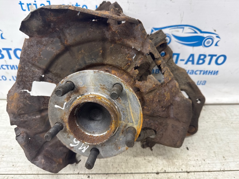 Цапфа задняя левая со ступицей 6 2007-2013 GH 2.5 бензин L5-VE