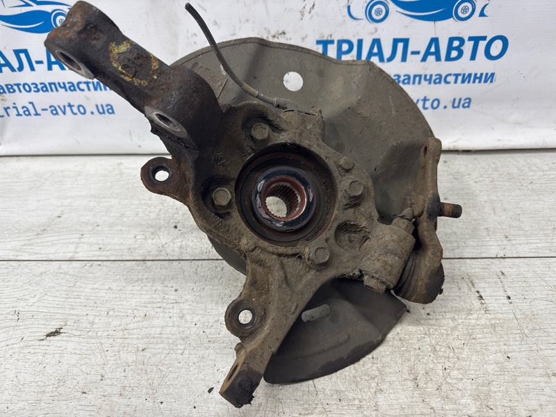 Кулак поворотный левый со ступицей IX35 2009-2015 LM 1.7 diesel D4FD