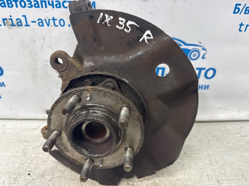 Кулак поворотный правый со ступицей IX35 2009-2015 LM 1.7 diesel D4FD