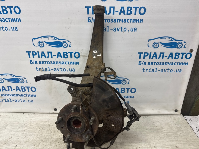Кулак поворотный левый со ступицей Mazda 6 2007-2013 GH 2.5 бензин L5-VE GS1D33031 Б/У
