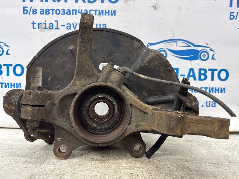 Кулак поворотный левый со ступицей Hyundai Santa fe 2012-2019 DM 2.2 diesel D4HB 517152W000 Б/У