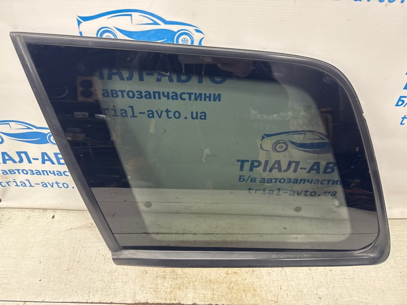 Стекло в кузов заднее левое Outlander 2003-2006 cu 2.4 бензин 4G69